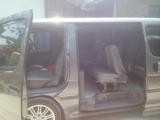 รถตู้สีดีสภาพสวยรถเจ้าของขายเอง