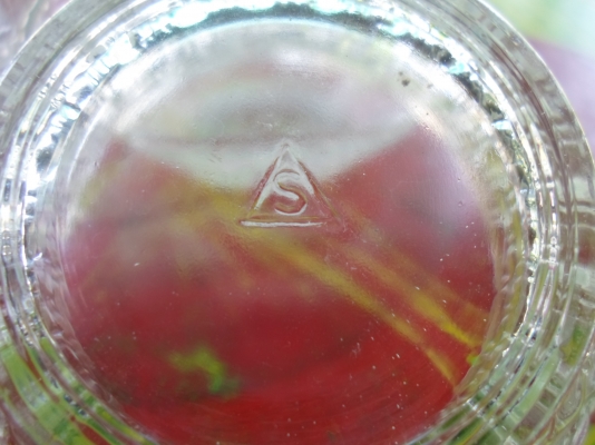 แก้วเป๊ปซี่ งานเก่า ตอกตรามงกุฎ สภาพสวย ๆ ใบละ 70 มี 14 ใบ และ ถ้วยแก้วงานเก่า ตอกตรามงกุฎ ตัวเอส  ทุกใบ ใบละ 50 มี 12 ใบ ด่วน !!!!