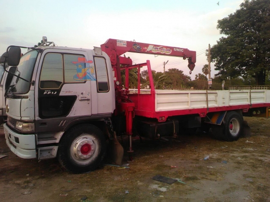 ขายด่วนรถบรรทุก6ล้อ ติดเครน5ตัน4ปอก