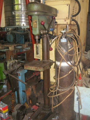 ขายสว่านยืน คิรา สูง 175 ซ.ม.  8,500 บาท