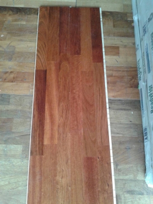 ไม้พื้นจริงราคาถูกมาก ไม้แดงหน้า8"ยาว2เมตร 600/ตรม จากราคาตลาด1500-2300บ