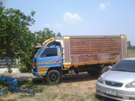 (หรั่งรถบ้าน)ลดราคาเหลือ485000ด่วนคับ 6ล้อดั้มฝากขายคับ เจ้าของต้องการใช้เงินด่วน รถสวยไม่โทรม เครื่องเกียร์สมบรูณ์มาก แห้งๆ ขับดีมากคับ พาวเวอร์ แอร์เย็น ซื้อเท่าไหร่ว่ามาเลยคับ