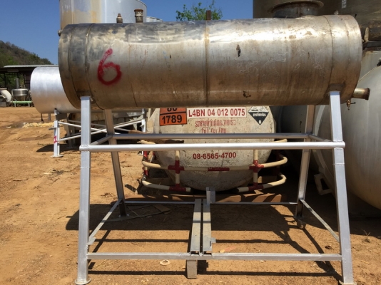 ขายถังน้ำแสตนเลส 1,100 ลิตร พร้อมขา ใช้งานได้เลย