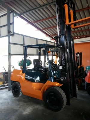 ขาย ฟอล์คลิฟต์ 3.5 ตัน TOYOTA 7FG35 รถปี 2011 เก่าญี่ปุ่น ขาย ฟอล์คลิฟต์ 3.5 ตัน TOYOTA 7FG35 รถปี 2011 เก่าญี่ปุ่น