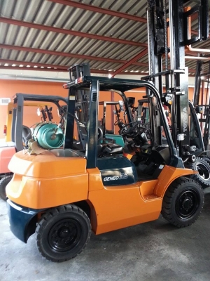 ขาย ฟอล์คลิฟต์ 3.5 ตัน TOYOTA 7FG35 รถปี 2011 เก่าญี่ปุ่น ขาย ฟอล์คลิฟต์ 3.5 ตัน TOYOTA 7FG35 รถปี 2011 เก่าญี่ปุ่น