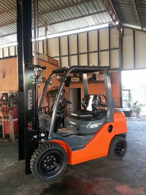ขาย ฟอล์คลิฟต์ 2.5 ตัน TOYOTA 8FG25 รถปี 2007 ขาย ฟอล์คลิฟต์ 2.5 ตัน TOYOTA 8FG25 รถปี 2007