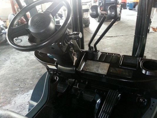 ขาย ฟอล์คลิฟต์ 2.5 ตัน TOYOTA 8FG25 รถปี 2007 ขาย ฟอล์คลิฟต์ 2.5 ตัน TOYOTA 8FG25 รถปี 2007