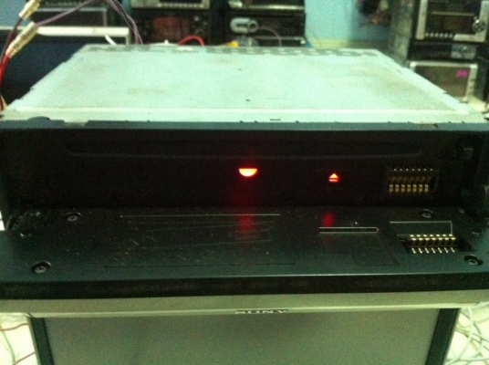 Sony CDX-F5500M MP3 CD FMคลื่นไทย 3ปรีเอ้า มือ2