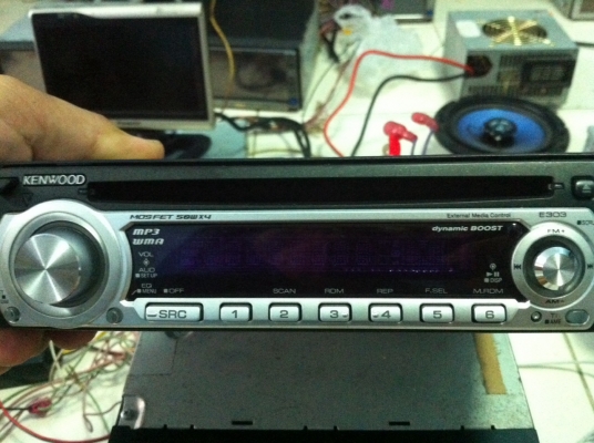 KENWOOD E303 MP3 CD ปรีเอ้า1 คุมกล่องCD มือ2 ญี่ปุ่น