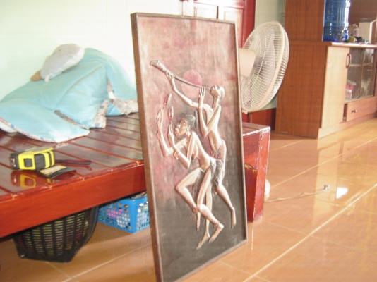 ภาพงานศิลแผ่นโลหะปั๊มนูนสูง