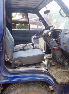 ISUZU ELF 88 HP 4JB1 หกล้อดั๊มพ์ กระบะดั๊มพ์เหล็กบรรทุก 3-4 คิวความยาว 3.20 เมตรสภาพอย่างสวยพร้อมบรรทุกได้เลย เครื่องยนต์แรงดีมากครับ หัวเก๋งสวยไม่ผุภายในคอนโซลครบ พวงมาลัยธรรมดา ช่วงล่างเดิมๆคัชซีไม่แตกไม่บวม คานหน้าเฟืองท้าย 5 น็อต ยาง 7.50 ขอบ 16 สภาพด ISUZU ELF 88 HP 4JB1 หกล้อดั๊มพ์ กระบะดั๊มพ์เหล็กบรรทุก 3-4 คิวความยาว 3.20 เมตรสภาพอย่างสวยพร้อมบรรทุกได้เลย เครื่องยนต์แรงดีมากครับ หัวเก๋งสวยไม่ผุภายในคอนโซลครบ พวงมาลัยธรรมดา ช่วงล่างเดิมๆคัชซีไม่แตกไม่บวม คานหน้าเฟืองท้าย 5 น็อต ยาง 7.50 ขอบ 16 สภาพด