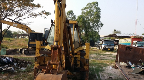 ขายด่วน รถตักหน้าขุดหลัง CAT 428 (ขายตามสภาพ)รถใช้งานได้