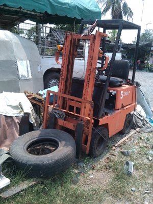 รถโฟตลิฟ 1 ตัน