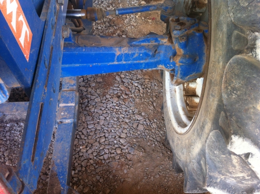 ขายรถไถFORD 6610 4X4 WD