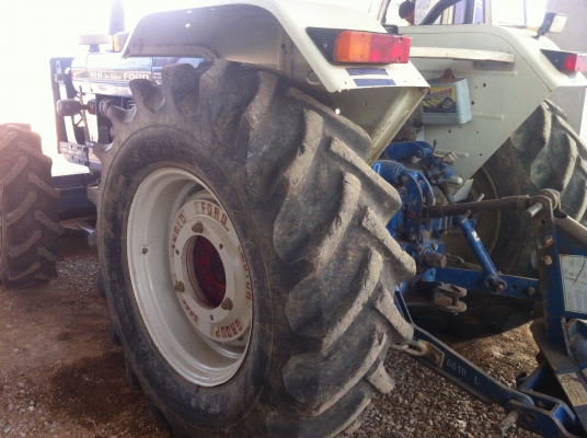 ขายรถไถFORD 6610 4X4 WD