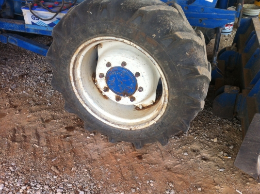 ขายรถไถFORD 6610 4X4 WD