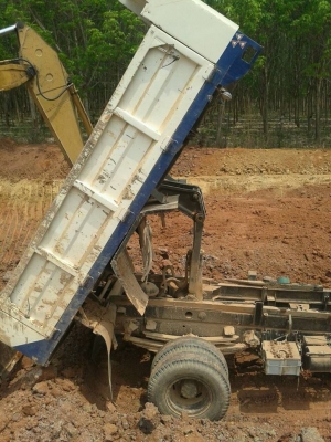 ด่วนๆ!!!!!!!ปรับราคาไหม่ Hino 185 แรง ถูกสุดๆ เพิ่มรูปแล้วนะ