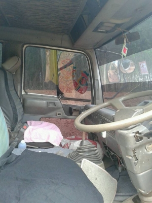 ด่วนๆ!!!!!!!ปรับราคาไหม่ Hino 185 แรง ถูกสุดๆ เพิ่มรูปแล้วนะ