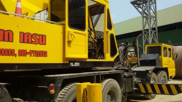 ขาย TADANO TL251