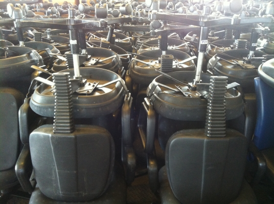 ขายด่วน หางเทเลอร์พ่วงแทงค์แสตนเลส มอเตอร์ โบเวอร์ รถโฟล์คลิฟท์