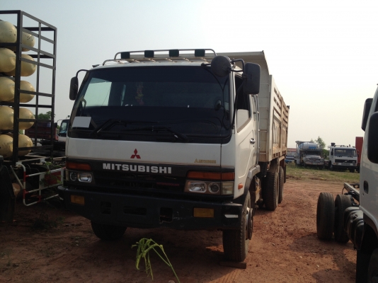 ขาย 10 ล้อ Fuso เครื่อง 6D16 260 แรงดั้มพ์ดินตามสภาพ พร้อมทะเบียน โทร 081-2659193