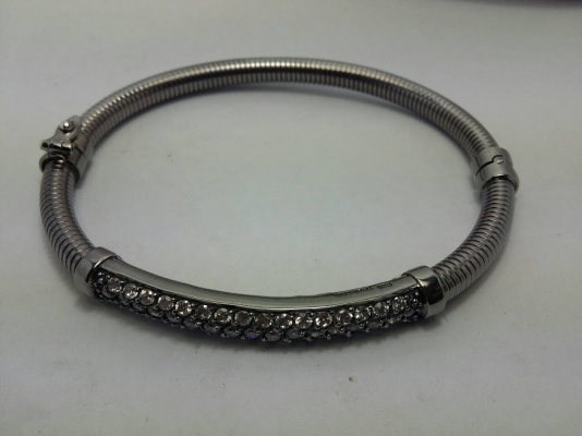 ข้อมือเงิน 925 โช๊คสปริง