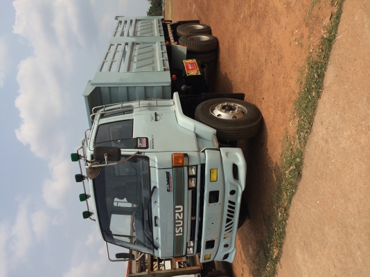 ขาย ROCKY 240 แท้ๆๆกะบะสามมิตร สวยๆ