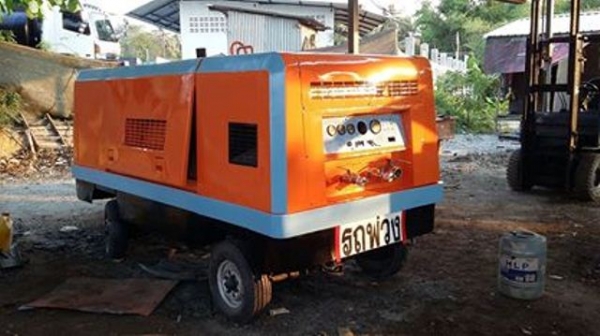 ปั๊มลมสกรู AIR MAN PDS 390 เครื่อง IZUSU