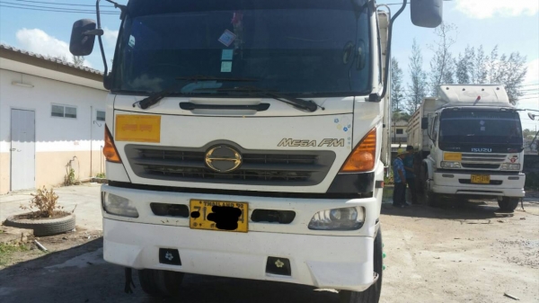 10ล้อดั้ม HINO MEGA 320ปี48 ลูก3คานแท้ หัวสีเดิม 10ล้อดั้ม HINO MEGA 320ปี48 ลูก3คานแท้ หัวสีเดิม