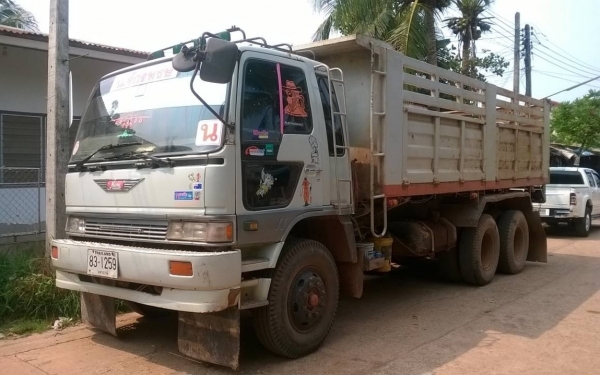 ขาย 10 ล้อดั้ม HINO FM3H เครื่องเดิม HO7D 195 แรงม้า เกียร์เดิม สโลว์เดิม ช่วงล่างแน่น ทะเบียนเต็มพร้อมโอน ราคาต่อรองได้ครับ
