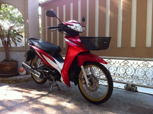 ขออนุญาติขาย Honda Wave 110i ตัวใหม่บังลมใหญ่ มือเดียว