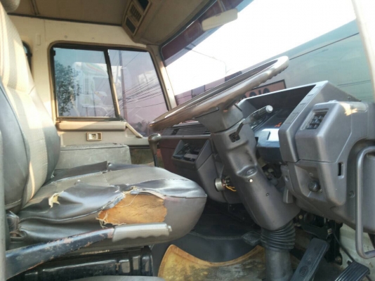 ขาย MITSUBISHI FN517M 6-SPEED