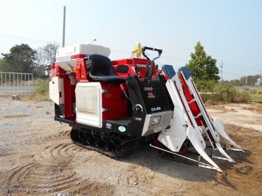 รถเกี่ยวข้าว YANMAR CA85