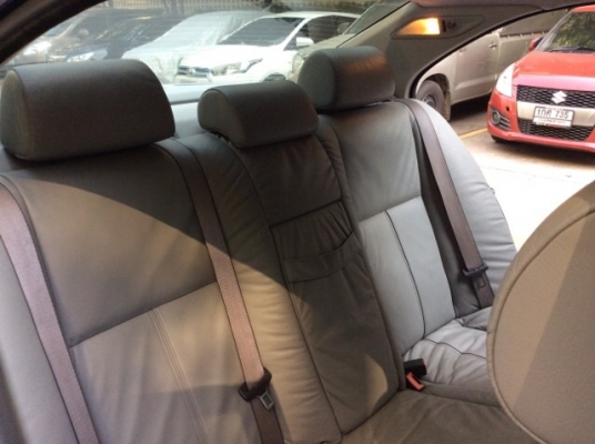 ขายรถบีเอ็ม 523i E39 ปี1997 เครื่องเดิม2.4 เกียร์ออโต้ ติดแก๊สLPGระบบหัวฉีด ภายในสวยสะอาด เบาะหนังแท้ปรับไฟฟ้า ลายไม้ แอร์ดิจิตอล airbag/abs พวงมาลัยมัลติ สีน้ำเงินมิดไนบลู สีเงาสวยมาก แม็กACขอบ 17&quot; รถสวย ขับดีมาก พร้อมใช้งานได้เลยครับ ภาษี59