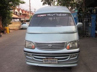 รถตู้หลังคาสูง พร้อมใช้