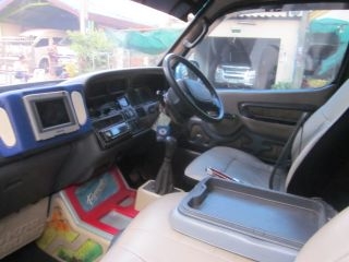 รถตู้หลังคาสูง พร้อมใช้