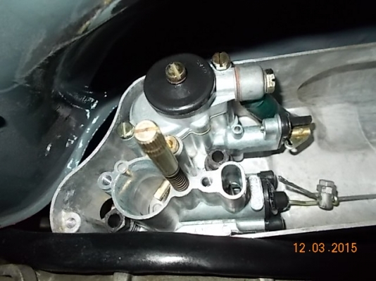 เอเซียเวสป้า---->>จัดส่งรถvespa 64สีเทาดำคุณเปี๊ยก ระยองถึงบ้าน เรียบร้อย 14/03/2558