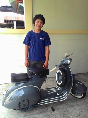 เอเซียเวสป้า---->>จัดส่งรถvespa 64สีเทาดำคุณเปี๊ยก ระยองถึงบ้าน เรียบร้อย 14/03/2558