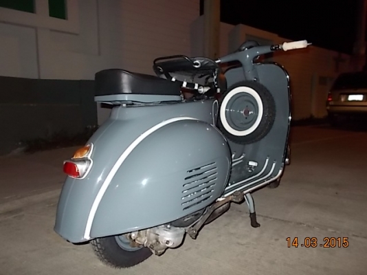 เอเซียเวสป้า---->>จัดส่งรถvespa 64สีเทาดำคุณเปี๊ยก ระยองถึงบ้าน เรียบร้อย 14/03/2558