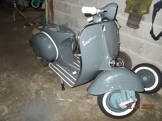 เอเซียเวสป้า---->>จัดส่งรถvespa 64สีเทาดำคุณเปี๊ยก ระยองถึงบ้าน เรียบร้อย 14/03/2558