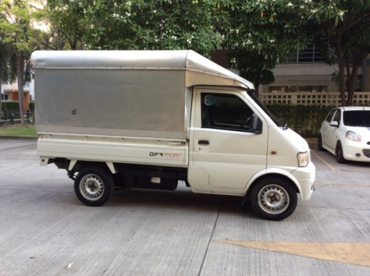 ขายรถจีนมินิกระบะตงฟง ปี2010 เครื่องเดิม 1,100 CC. เกียร์ธรรมดา ติดแก๊สLPGระบบหัวฉีด ถังใต้ท้อง ภายในเดิมๆ แอร์เย็นฉ่ำ วิทยุCD ตัวถังบางเดิมๆ กระบะเปิด3ด้าน หลังคาพร้อม รถขับใช้งานได้เลย ประหยัดมาก ภาษีปี59 เอกสารพร้อม รถมือเดียวป้ายแดงครับ