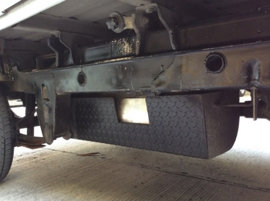 ขายรถจีนมินิกระบะตงฟง ปี2010 เครื่องเดิม 1,100 CC. เกียร์ธรรมดา ติดแก๊สLPGระบบหัวฉีด ถังใต้ท้อง ภายในเดิมๆ แอร์เย็นฉ่ำ วิทยุCD ตัวถังบางเดิมๆ กระบะเปิด3ด้าน หลังคาพร้อม รถขับใช้งานได้เลย ประหยัดมาก ภาษีปี59 เอกสารพร้อม รถมือเดียวป้ายแดงครับ