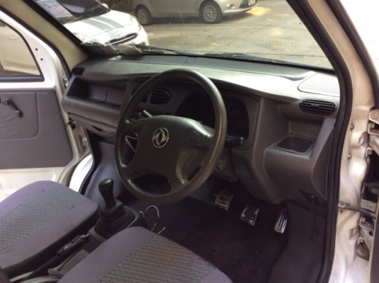 ขายรถจีนมินิกระบะตงฟง ปี2010 เครื่องเดิม 1,100 CC. เกียร์ธรรมดา ติดแก๊สLPGระบบหัวฉีด ถังใต้ท้อง ภายในเดิมๆ แอร์เย็นฉ่ำ วิทยุCD ตัวถังบางเดิมๆ กระบะเปิด3ด้าน หลังคาพร้อม รถขับใช้งานได้เลย ประหยัดมาก ภาษีปี59 เอกสารพร้อม รถมือเดียวป้ายแดงครับ