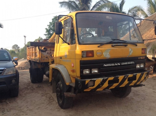 **720,000 บ.ต่อรอง///6ล้อNISSAN CP-180** ขาย NISSAN DIESEL CP-180 6ล้อใหญ่ดั้มติดเฮี๊ยบ1.5ตัน NISSAN CP87A PE6-180HP รถห้างแท้ อดีตรถหลวง เครื่องเดิม เกียร์เดิม เกียร์สั้น เครื่องดี แน่นดี แรง เกียร์ดีไม่หลุด ช่วงล่างเดิม ใหญ่ๆ คัสซีใหญ่สวย ไม่ปะไม่ดาม กร