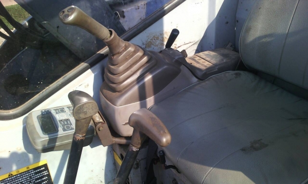 ขายแมคโคร Hitachi 75uu