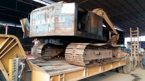 Komatsu PC120-2 ไปสระบุรีแล้วครับ