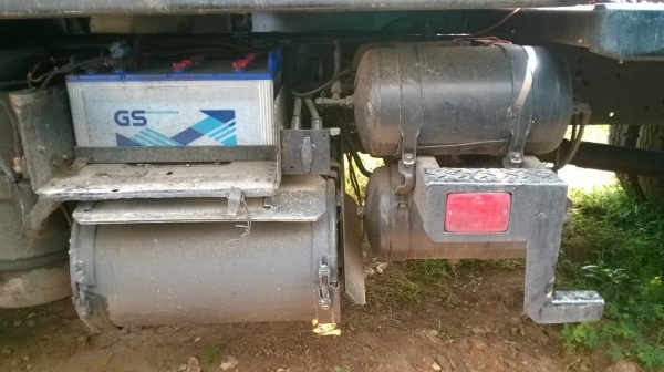 ขายหัวลาก 6 ล้อ 2 เพลา IVECO เครื่อง 340 แรงม้า เกียร์ ZF เบรคทิฟฟี่ พาวเวอร์ แอร์เย็น ทะเบียนเต็มพร้อมโอน ขายหัวลาก 6 ล้อ 2 เพลา IVECO เครื่อง 340 แรงม้า เกียร์ ZF เบรคทิฟฟี่ พาวเวอร์ แอร์เย็น ทะเบียนเต็มพร้อมโอน