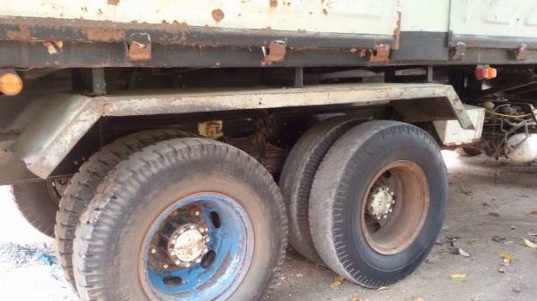 ขายรถสิบล้อดัมพ์ ISUZU นางฟ้า เครื่อง 195 แรง 2 เพลา กระบะดัมพ์สามมิตร ทะเบียนพร้อม ขายรถสิบล้อดัมพ์ ISUZU นางฟ้า เครื่อง 195 แรง 2 เพลา กระบะดัมพ์สามมิตร ทะเบียนพร้อม