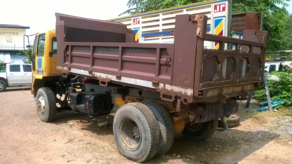 ขาย 6 ล้อดั้ม คัสซีสวยตลอดเส้น เครื่อง WO6E 165 แรงม้า เฟืองท้ายใหญ่เบรคแห้ง เพาวเวอร์ ดูรถก่อนค่อยต่อรองครับ ขาย 6 ล้อดั้ม คัสซีสวยตลอดเส้น เครื่อง WO6E 165 แรงม้า เฟืองท้ายใหญ่เบรคแห้ง เพาวเวอร์ ดูรถก่อนค่อยต่อรองครับ