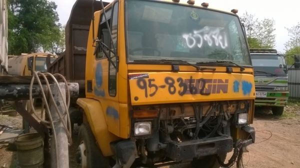 ขาย 6 ล้อดั้ม คัสซีสวยตลอดเส้น เครื่อง WO6E 165 แรงม้า เฟืองท้ายใหญ่เบรคแห้ง เพาวเวอร์ ดูรถก่อนค่อยต่อรองครับ ขาย 6 ล้อดั้ม คัสซีสวยตลอดเส้น เครื่อง WO6E 165 แรงม้า เฟืองท้ายใหญ่เบรคแห้ง เพาวเวอร์ ดูรถก่อนค่อยต่อรองครับ